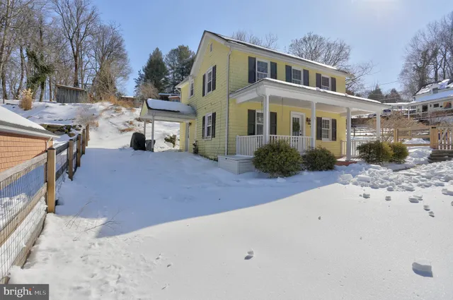 $365,000 | 718 Hollow Road, Ellicott City, MD 21043