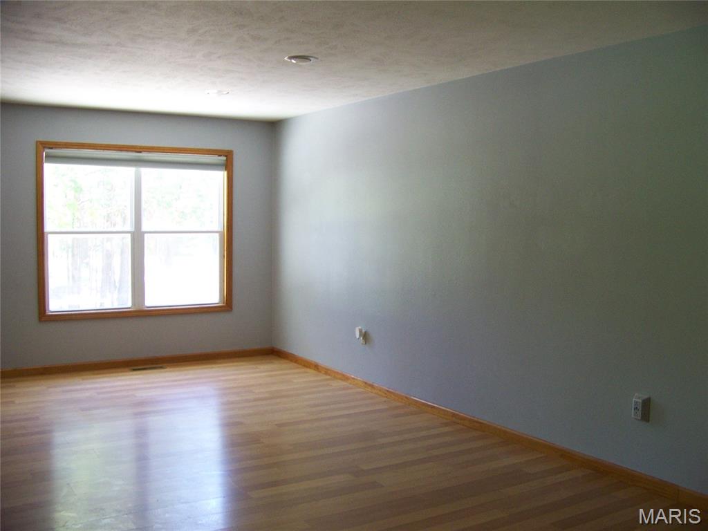 16355 Walnut Road Plato, MO 65552 - Photo 10 of 43