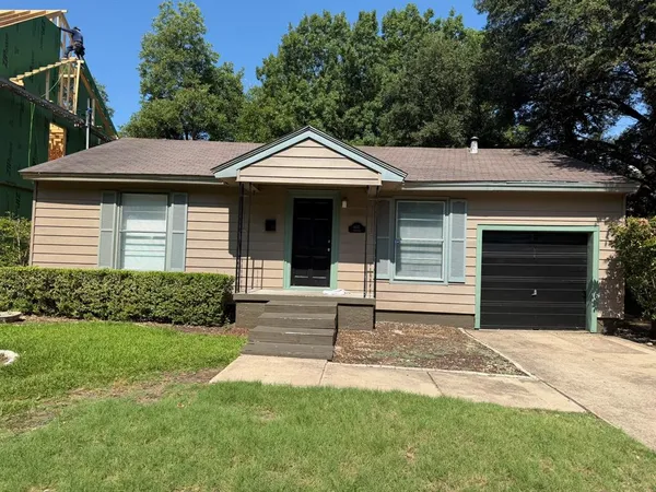 $2,495 | 4431 Somerville Avenue, Dallas, TX 75206