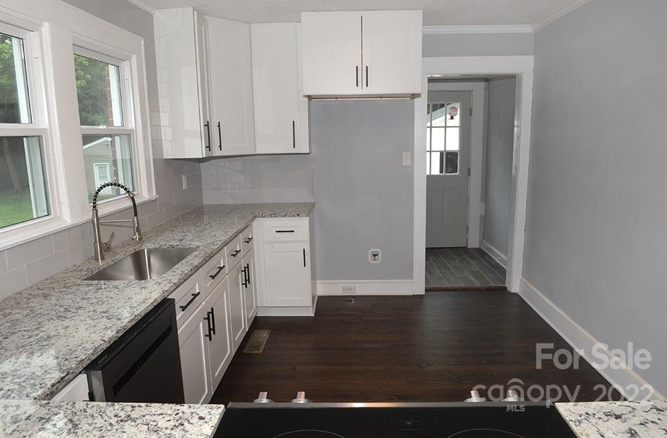 563 Shearers Road Mooresville, NC 28115 - Photo 10 of 17 Gallery Image 10
