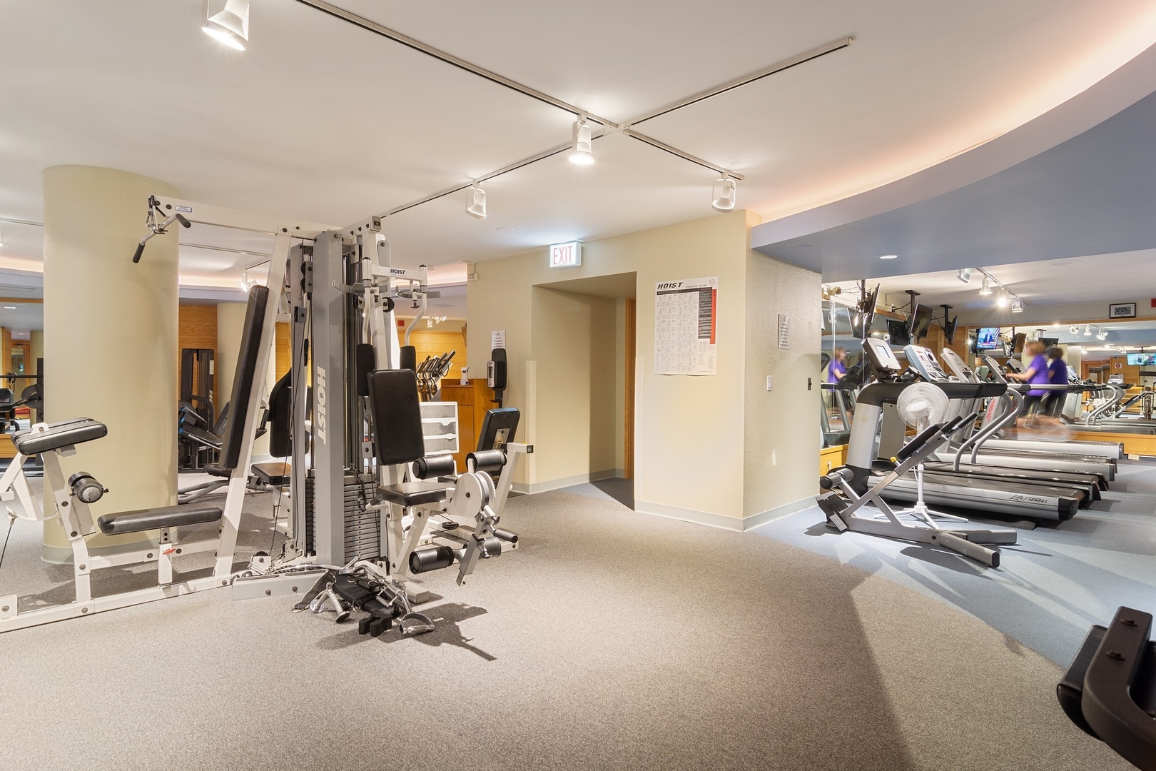 155 North Harbor Drive, Unit 403 Chicago, IL 60601 - Photo 16 of 24 a view of a room with gym equipment