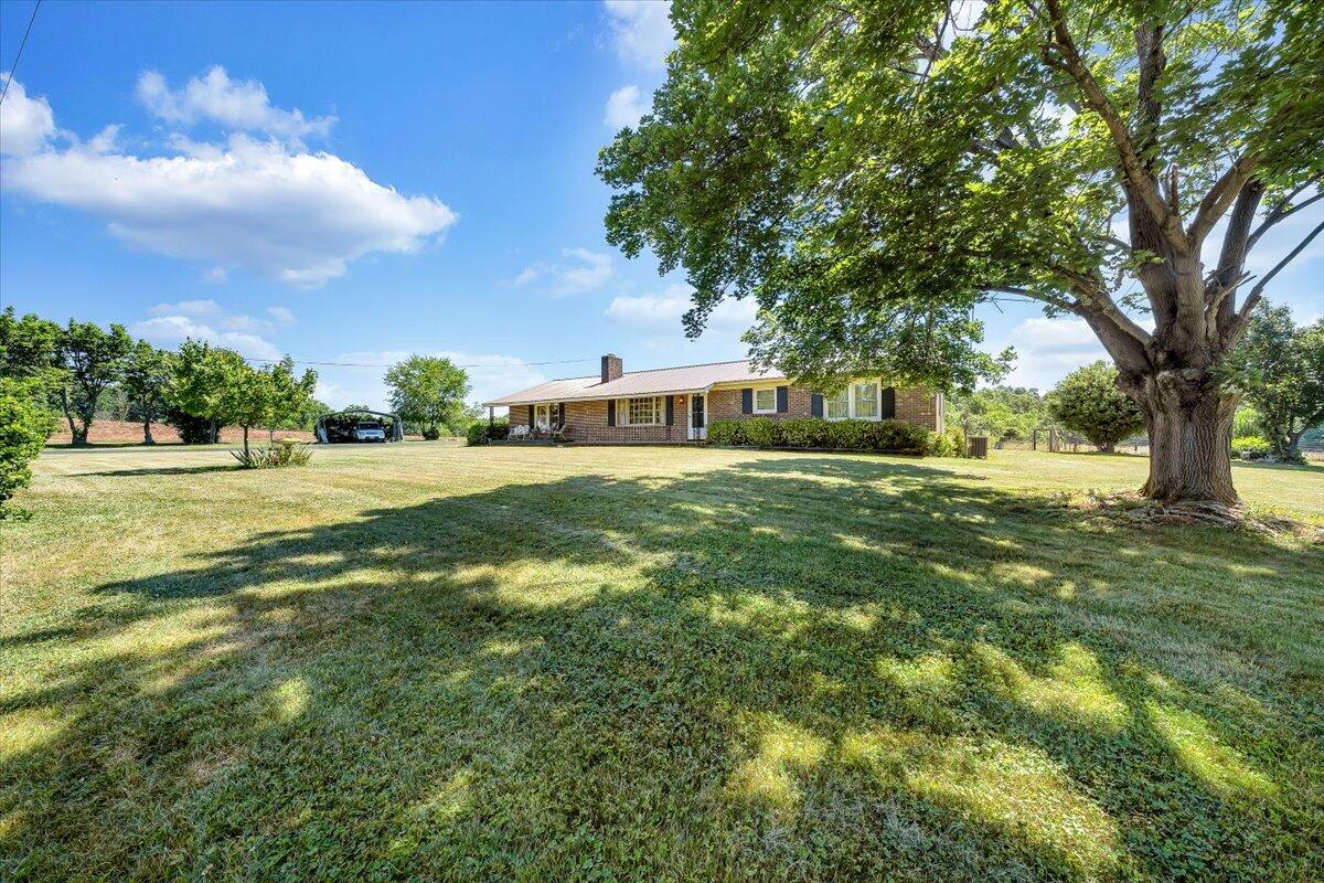 934 Robin Ridge Road Henry, VA 24102 - Photo 2 of 32 03-Rapid Imagery-4612
