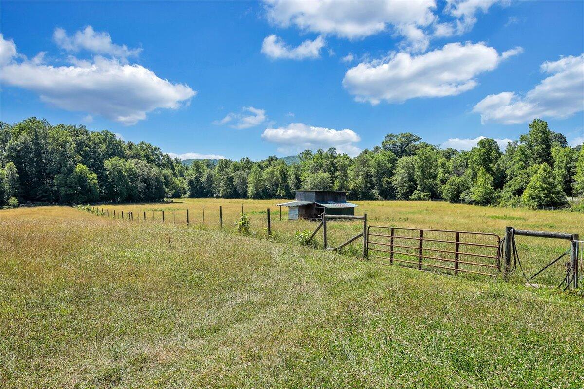 934 Robin Ridge Road Henry, VA 24102 - Photo 24 of 32 09-Rapid Imagery-4607