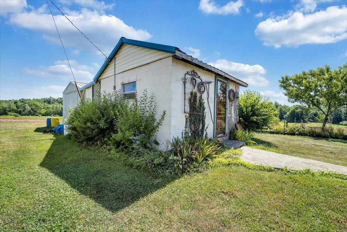 934 Robin Ridge Road Henry, VA 24102 - Photo 27 of 32 33-Rapid Imagery-4611