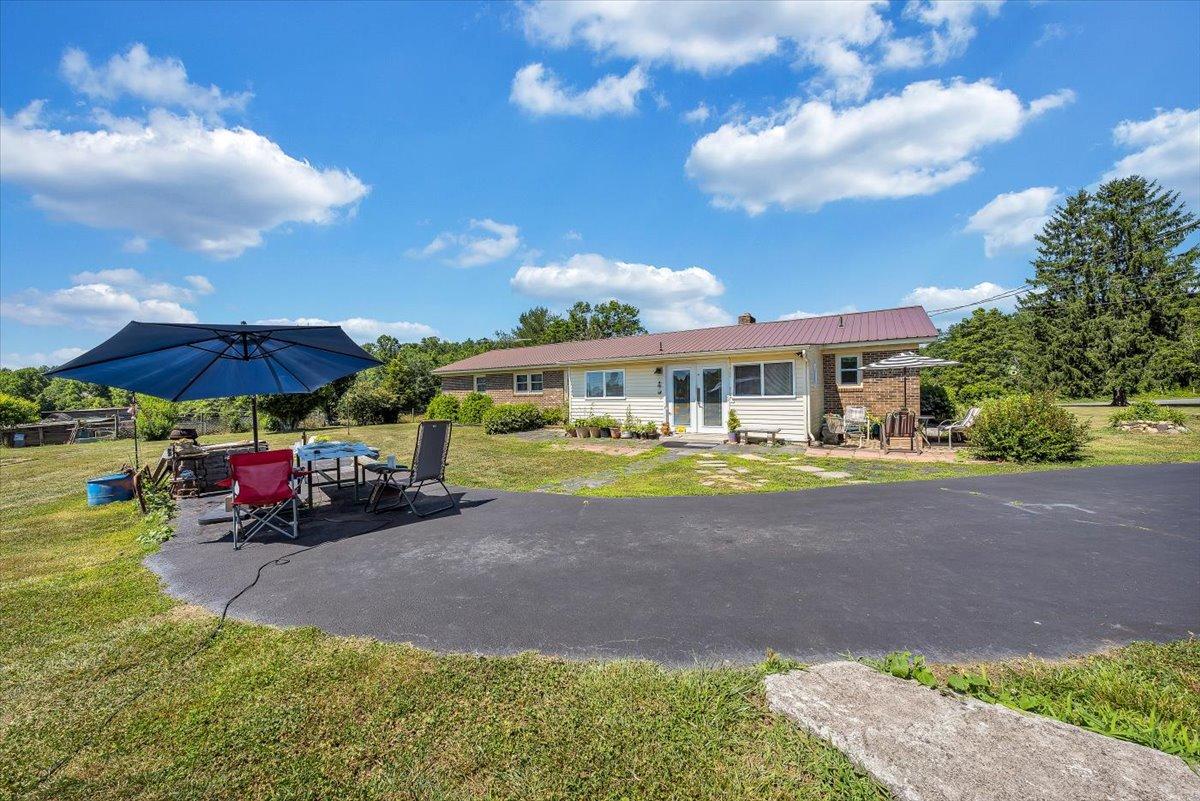 934 Robin Ridge Road Henry, VA 24102 - Photo 4 of 32 32-Rapid Imagery-4603