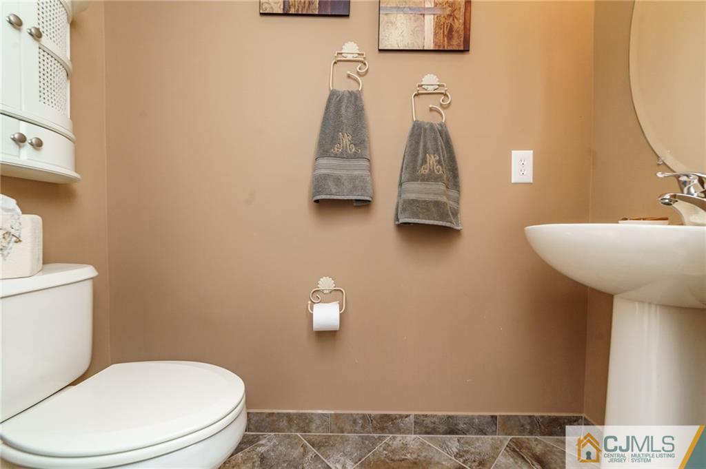 44 Pebble Creek Road Dayton, NJ 08810 - Photo 14 of 28 Gallery Image 14