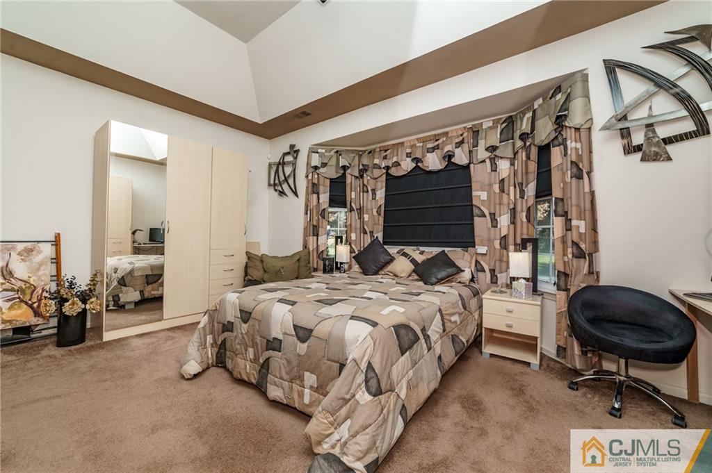 44 Pebble Creek Road Dayton, NJ 08810 - Photo 15 of 28 Gallery Image 15