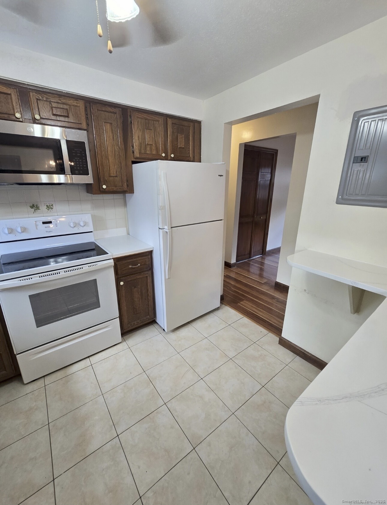 338 Dunfey Lane, Unit D Windsor, CT 06095 - Photo 6 of 15