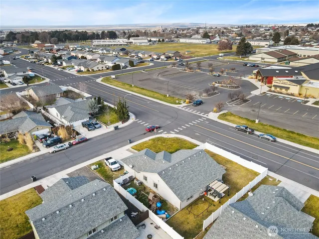 $355,000 | 925 South 11th Avenue, Othello, WA 99344
