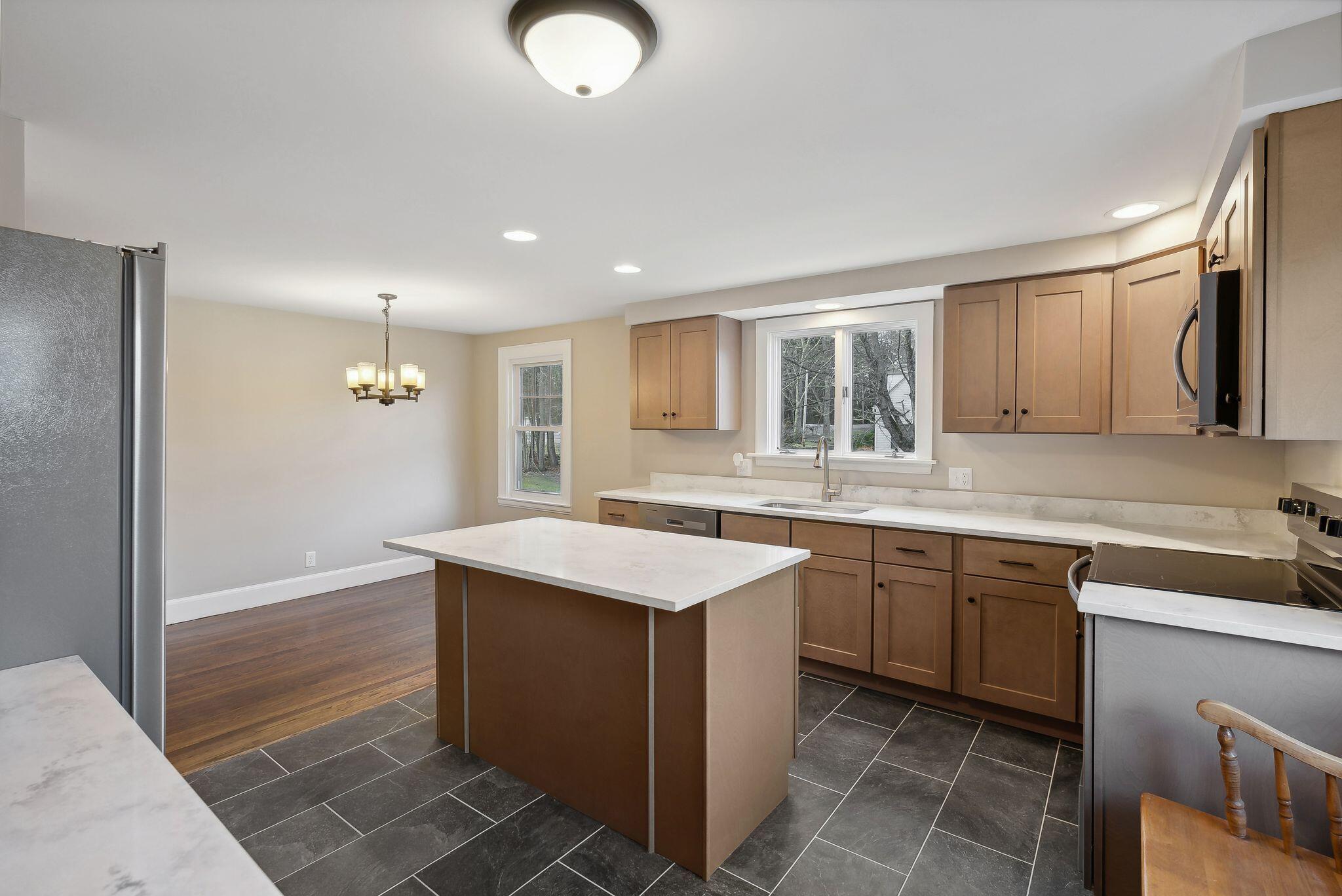 300 North Gorham Road Gorham, ME 04038 - Photo 5 of 38 36_DSC09940