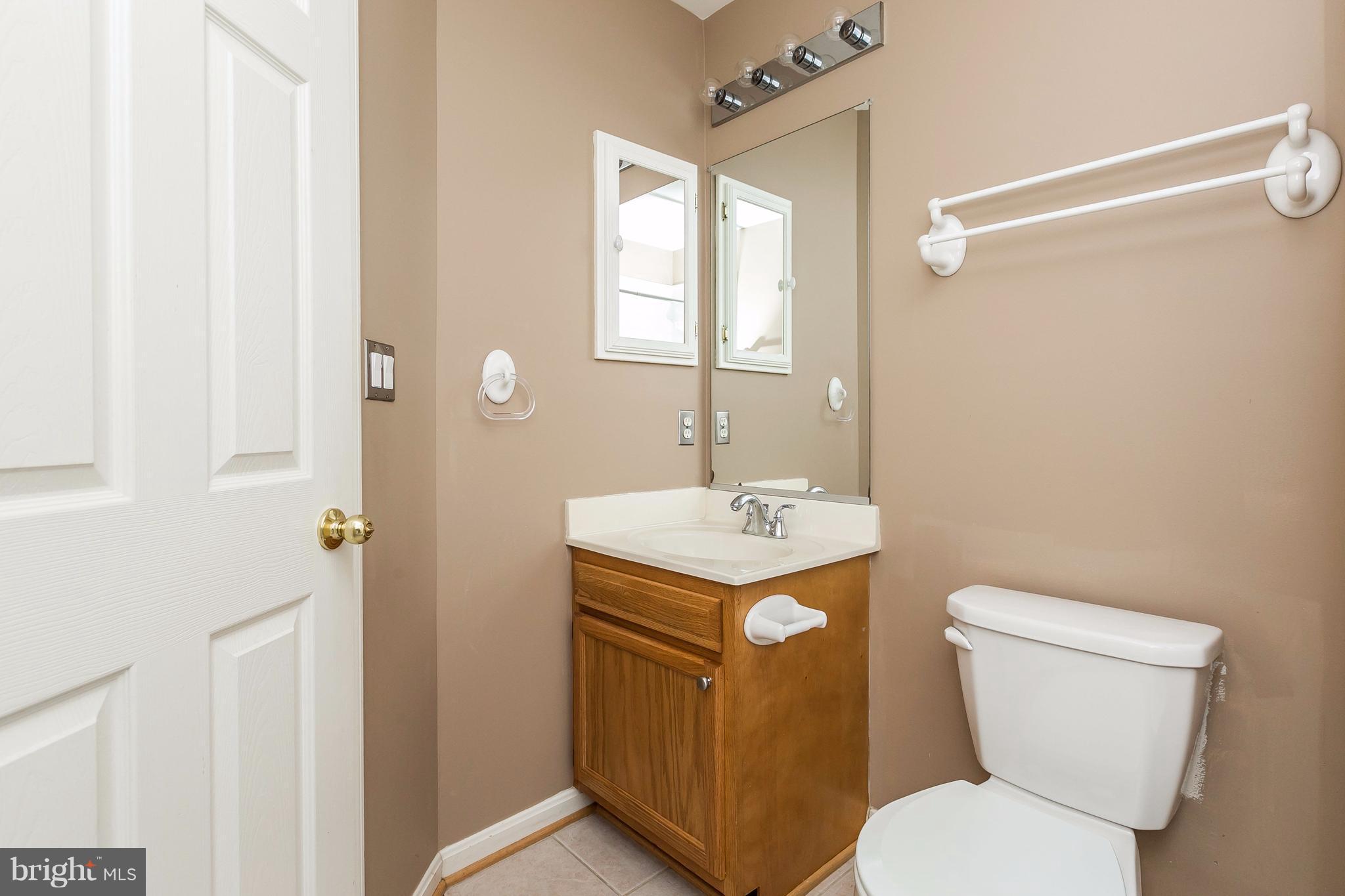 9666 Guilford Road, Unit 9 Columbia, MD 21046 - Photo 17 of 24 Bath