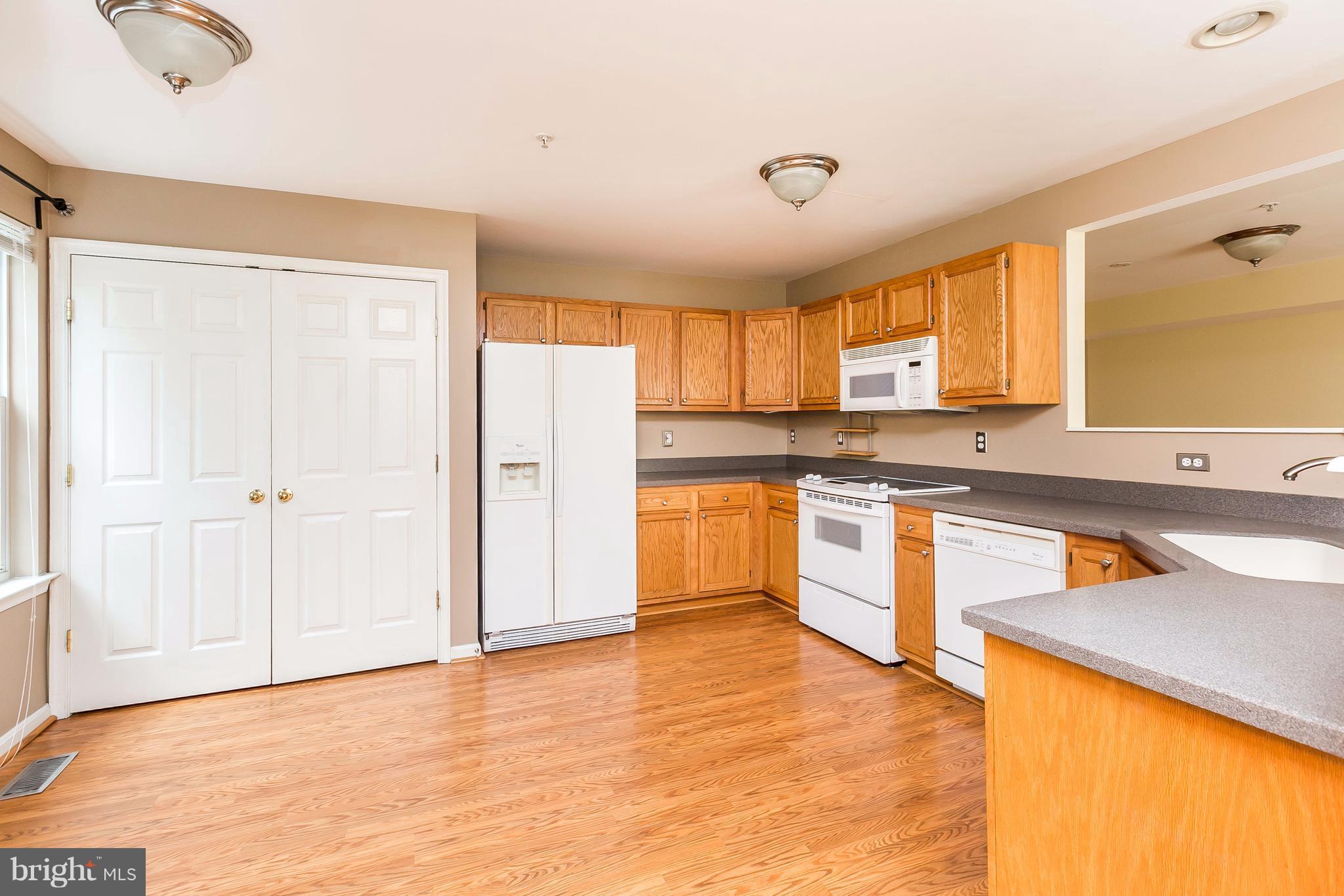 9666 Guilford Road, Unit 9 Columbia, MD 21046 - Photo 7 of 24 Kitchen