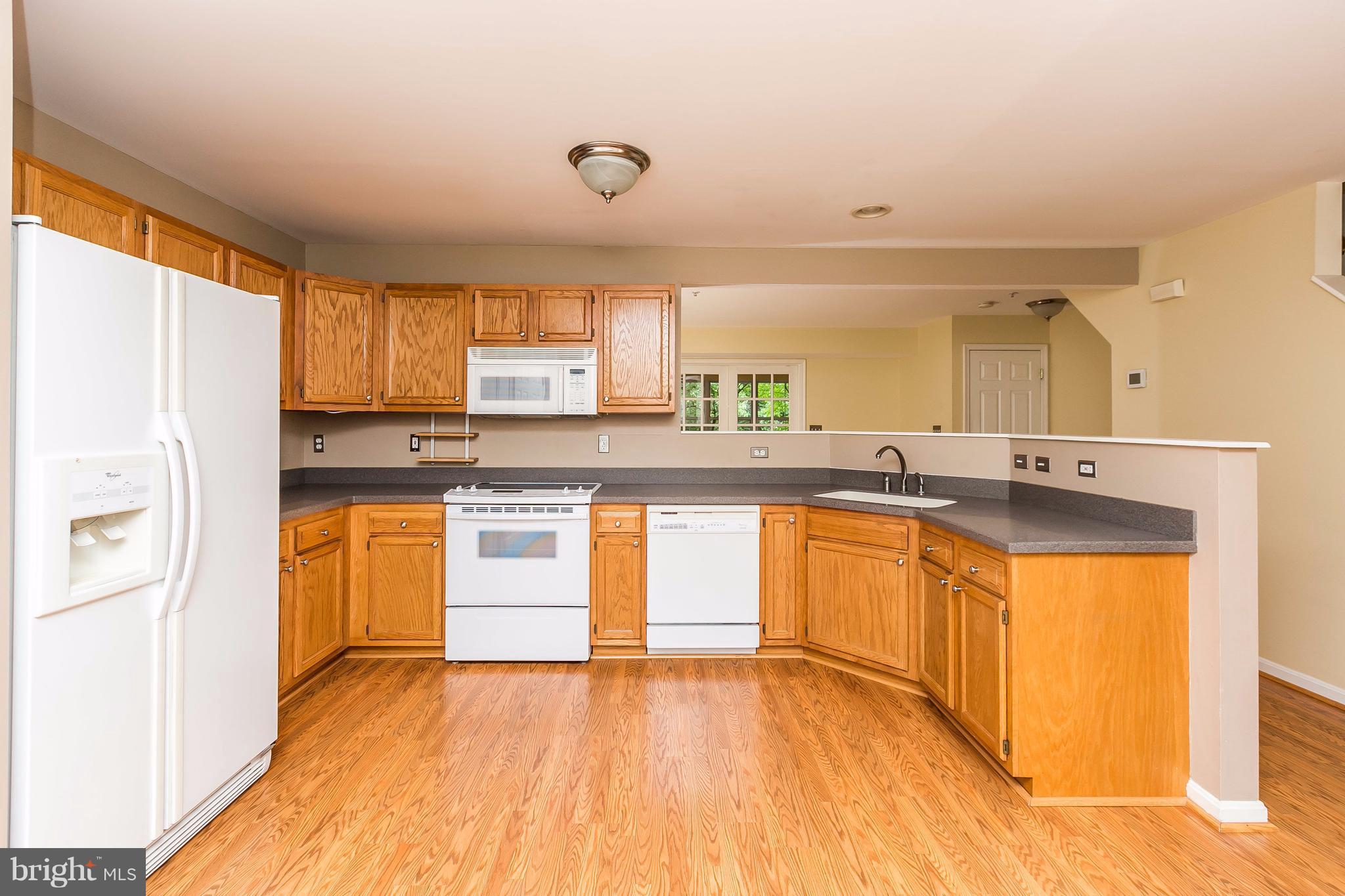 9666 Guilford Road, Unit 9 Columbia, MD 21046 - Photo 8 of 24 Kitchen