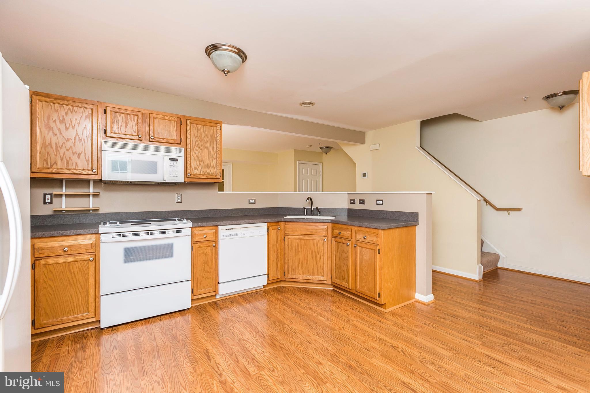 9666 Guilford Road, Unit 9 Columbia, MD 21046 - Photo 9 of 24 Kitchen