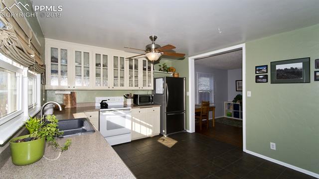 2411 Lafayette Road Colorado Springs, CO 80907 - Photo 12 of 38 Gallery Image 12