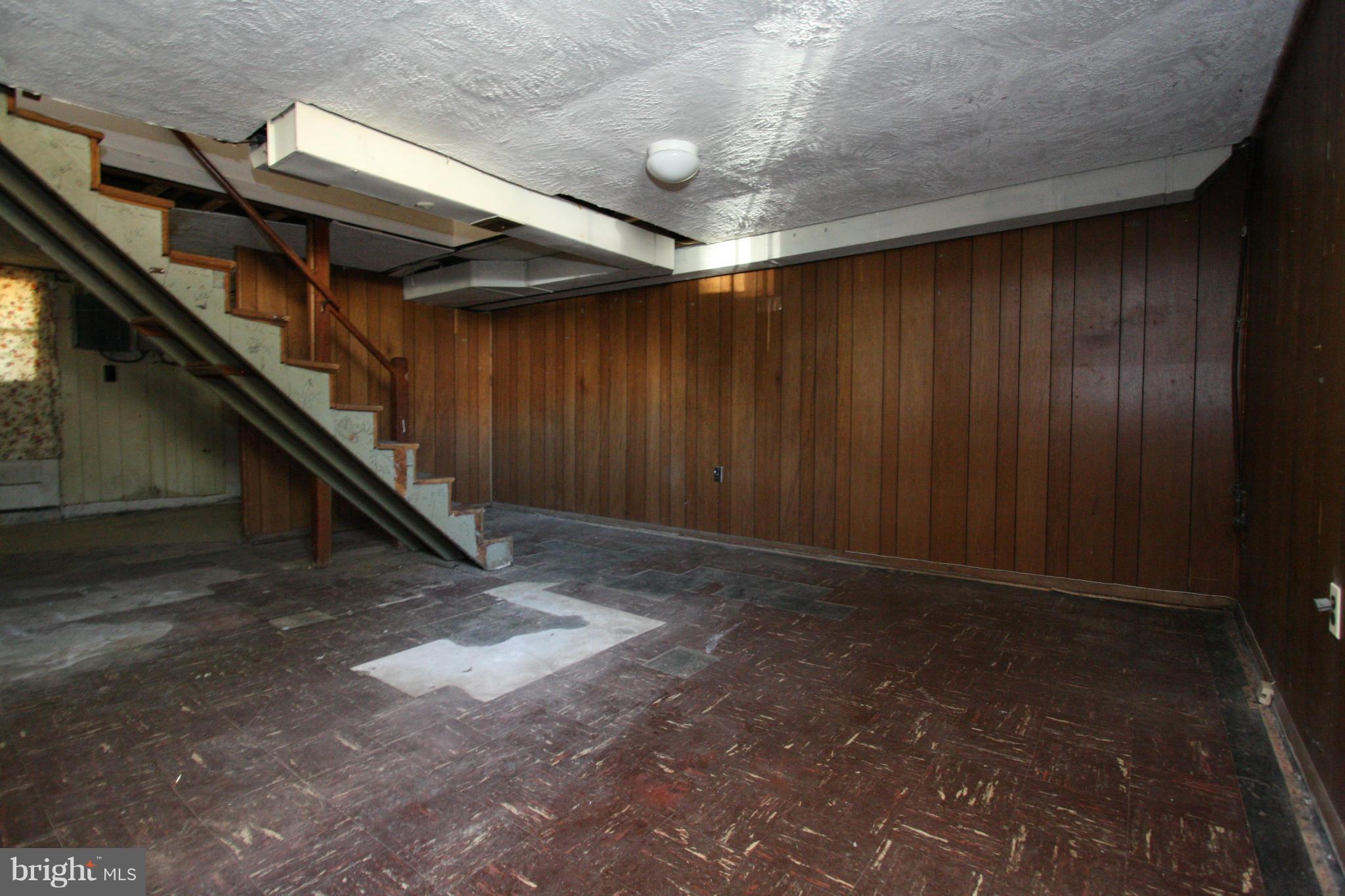 4407 Cedar Garden Road Baltimore, MD 21229 - Photo 21 of 30 a view of an entryway