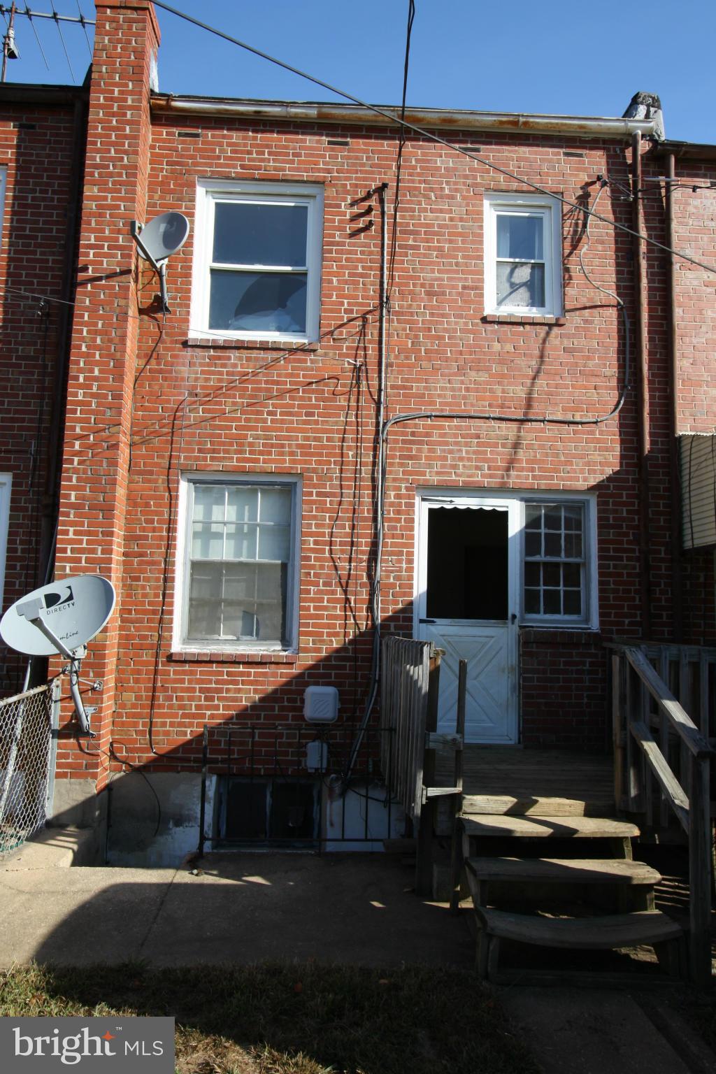 4407 Cedar Garden Road Baltimore, MD 21229 - Photo 26 of 30 a building outdoor space with patio