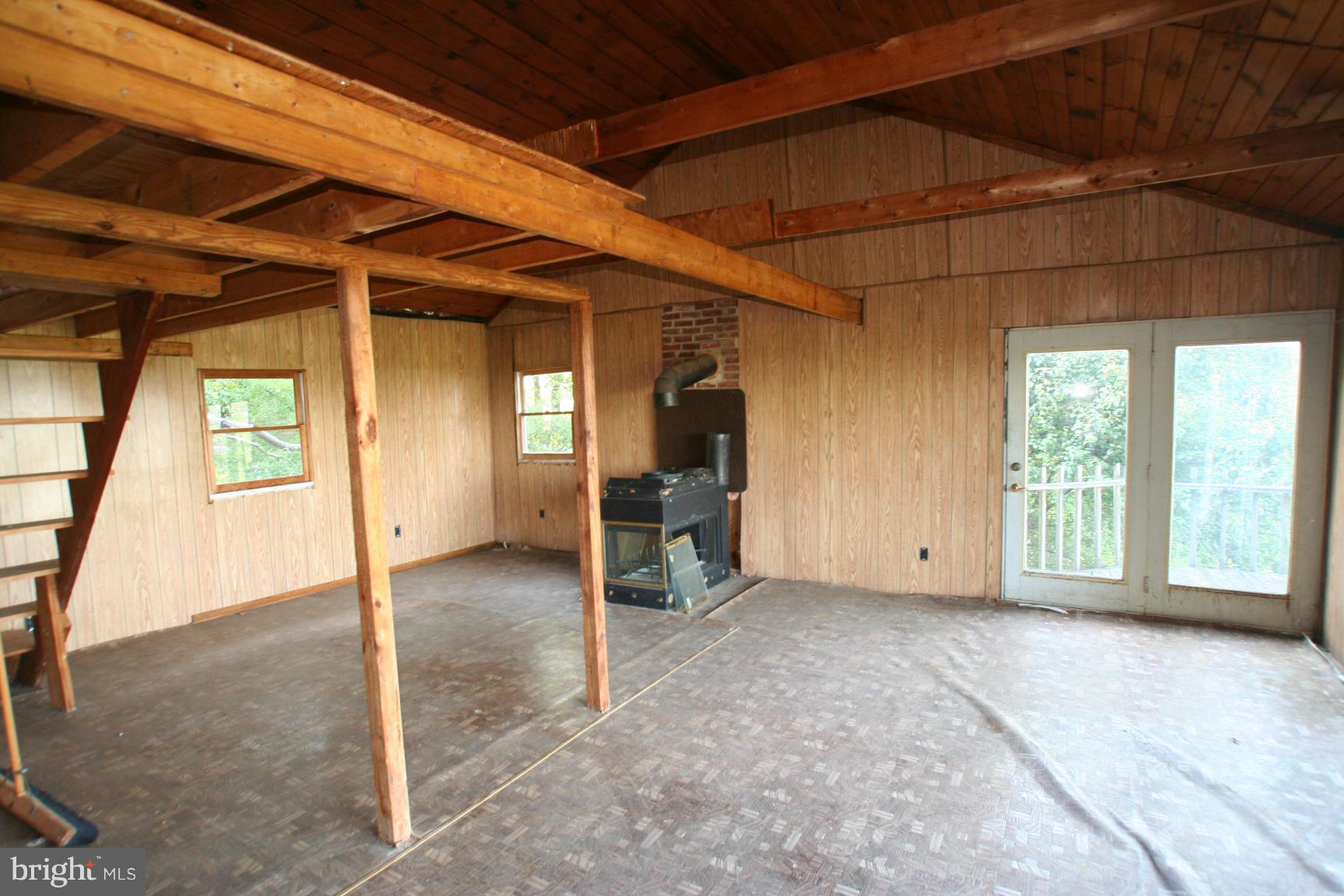 3775 Fiery Run Road Linden, VA 22642 - Photo 12 of 13 Interior (General)