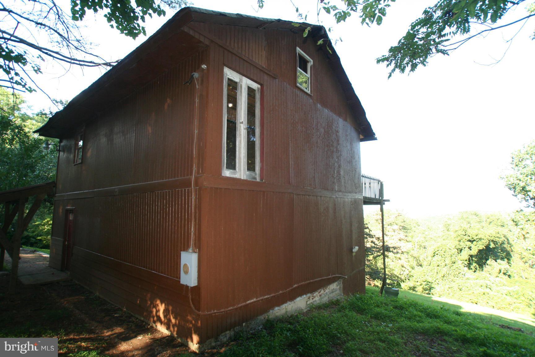 3775 Fiery Run Road Linden, VA 22642 - Photo 5 of 13 Exterior (General)