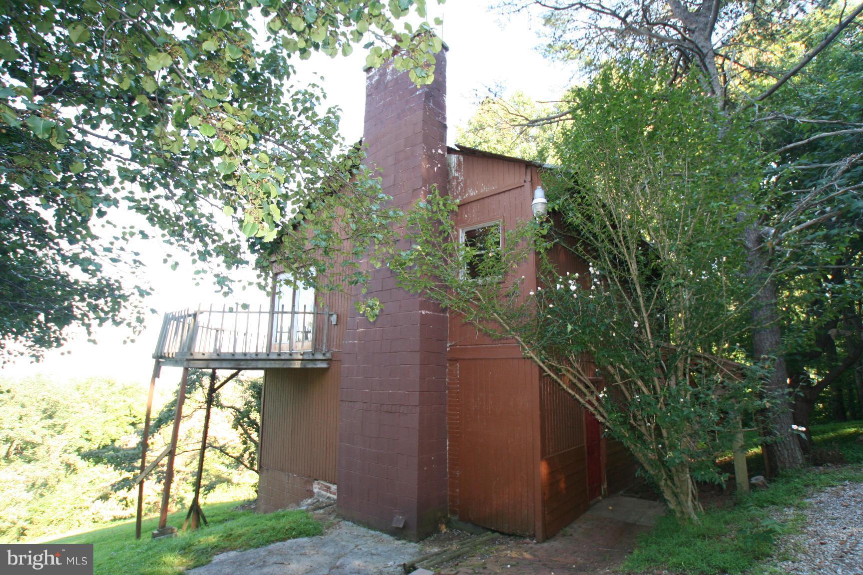 3775 Fiery Run Road Linden, VA 22642 - Photo 6 of 13 Exterior (General)