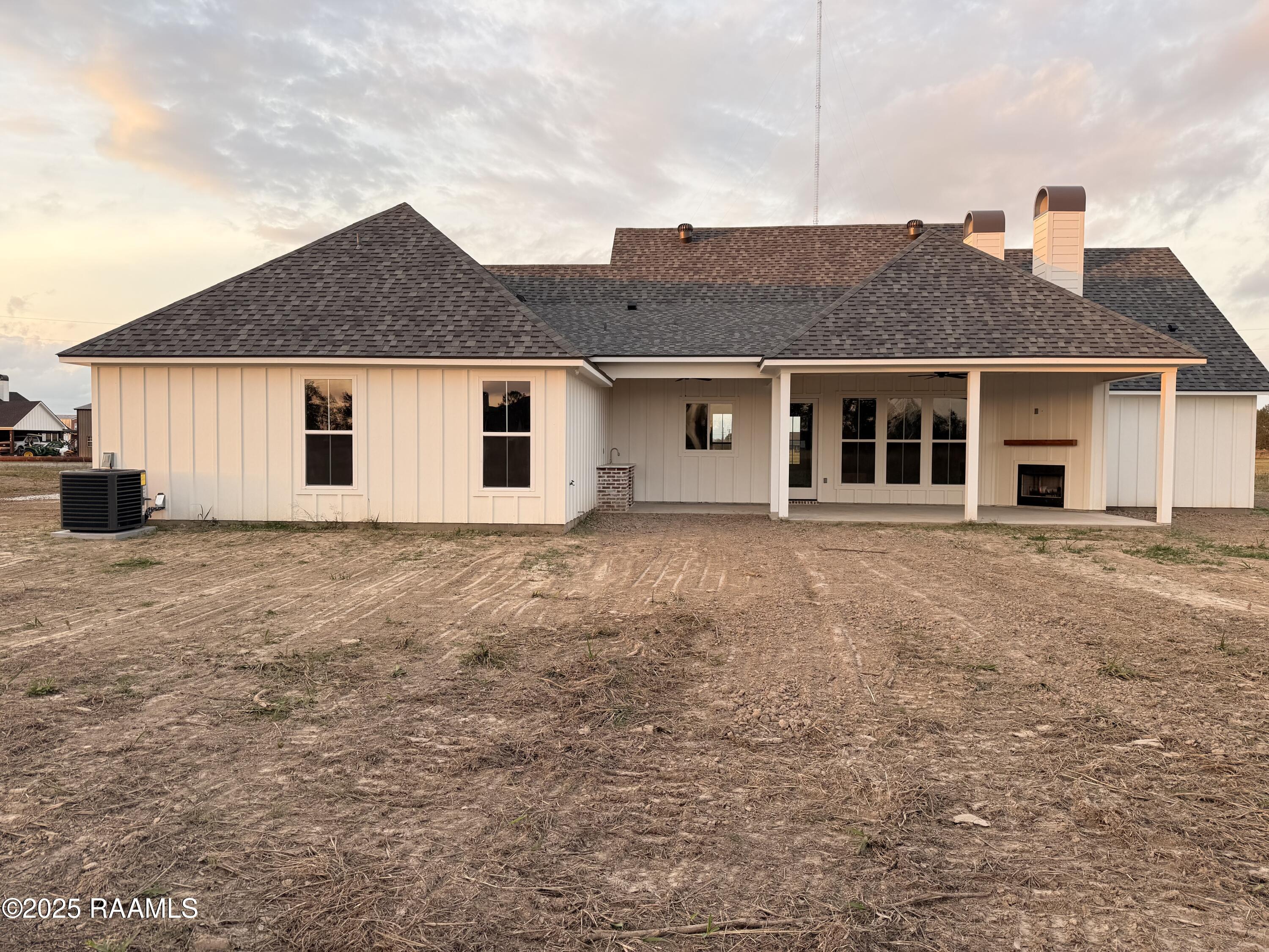 6258 Ellis Road Crowley, LA 70526 - Photo 3 of 14 IMG_1485