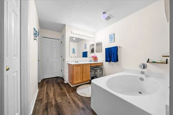 $475,000 | 888 Marietta Lane, Eustis, FL 32726