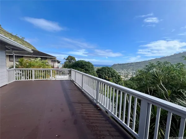 $12,000 | 920 Leighton Street, Honolulu, HI 96821