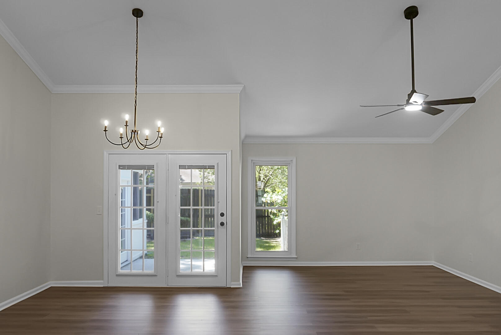 109 New Spring Court Summerville, SC 29485 - Photo 7 of 30 DSC01584