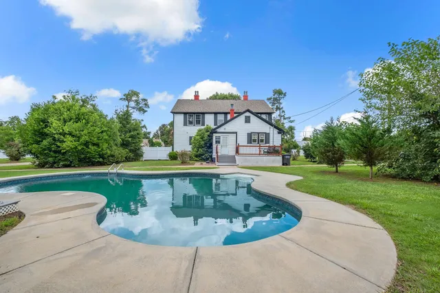 $425,000 | 27 6th Avenue Southwest, Cairo, GA 39828