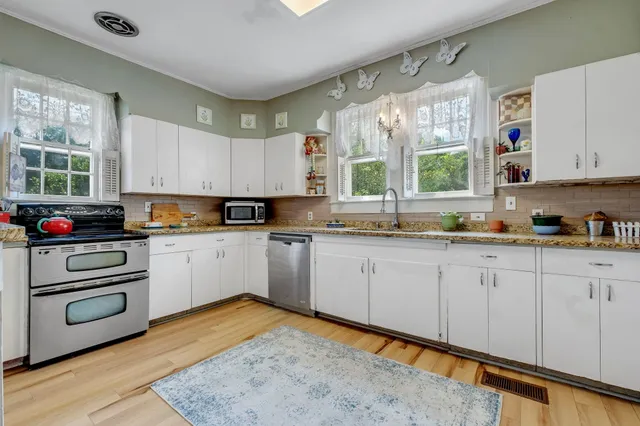 $425,000 | 27 6th Avenue Southwest, Cairo, GA 39828