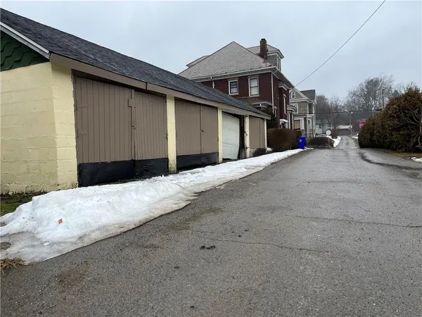$99,000 | 6 South 2nd Street, Greenville, PA 16125