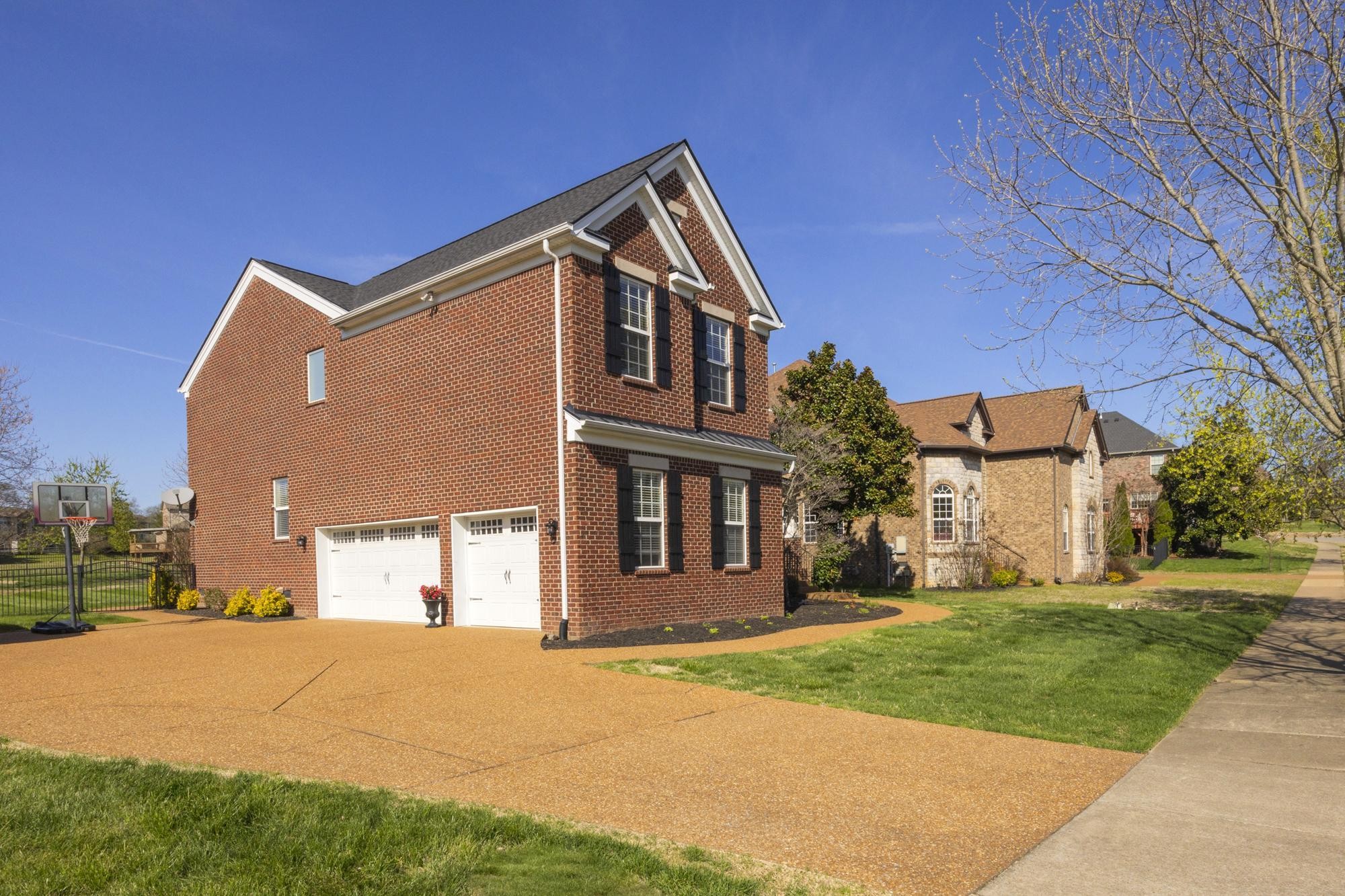 108 Stoddard Street Gallatin, TN 37066 - Photo 4 of 43 a view of a house with a yard