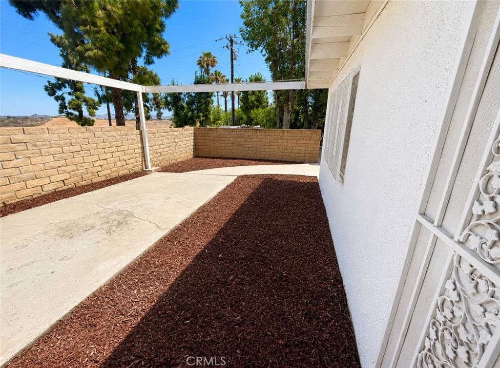 17301 Palm Road Riverside, CA 92503 - Photo 7 of 61 Gallery Image 7