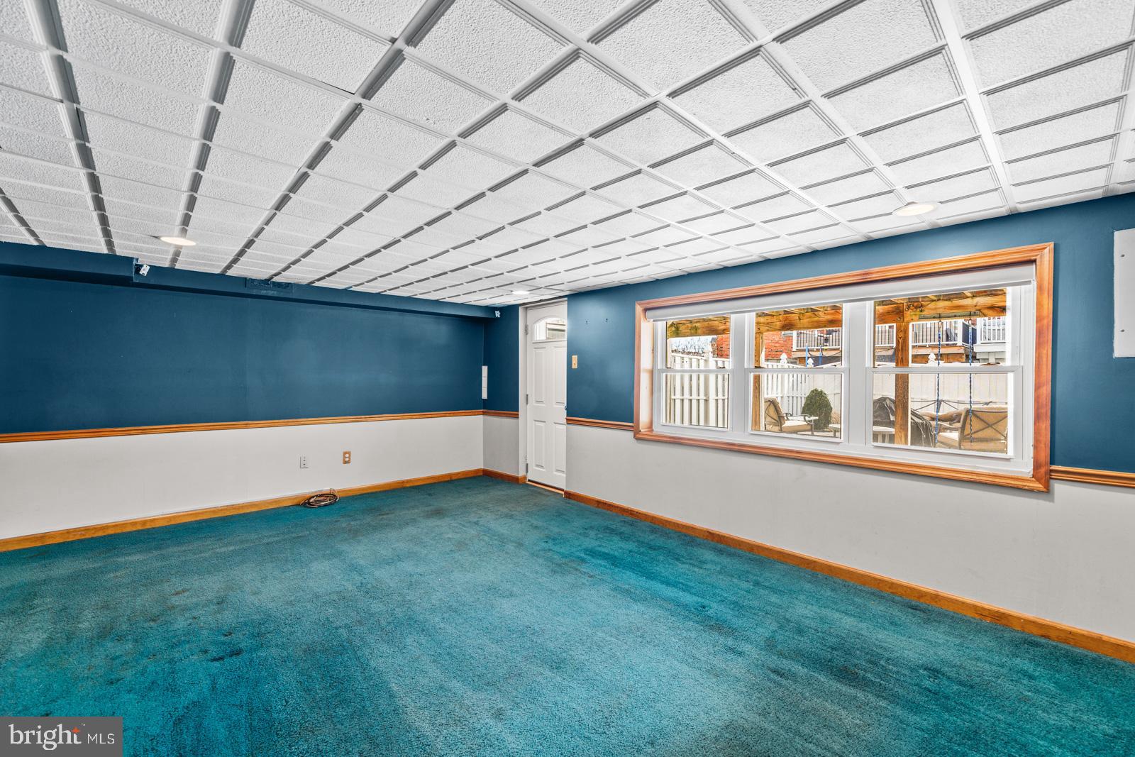 12423 Rambler Road Philadelphia, PA 19154 - Photo 32 of 46 a view of an empty room with a window