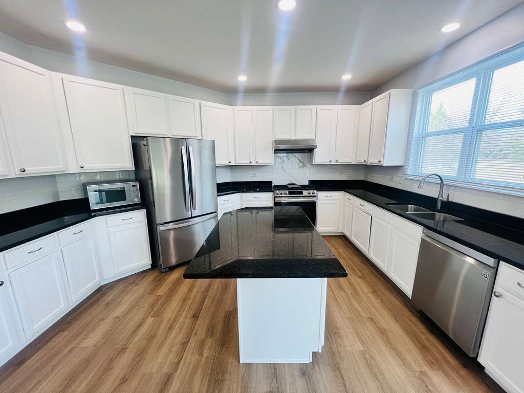 5 Player Court Bolingbrook, IL 60490 - Photo 10 of 42
