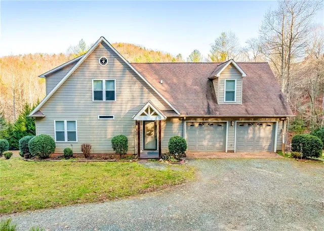 $639,900 | 817 Hidden Hollow Lane, Moravian Falls, NC 28654