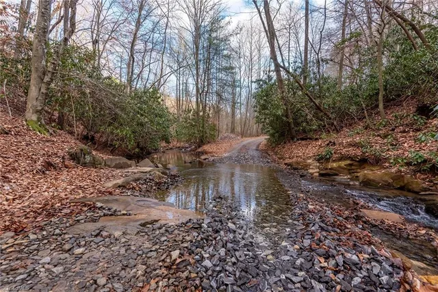 $639,900 | 817 Hidden Hollow Lane, Moravian Falls, NC 28654