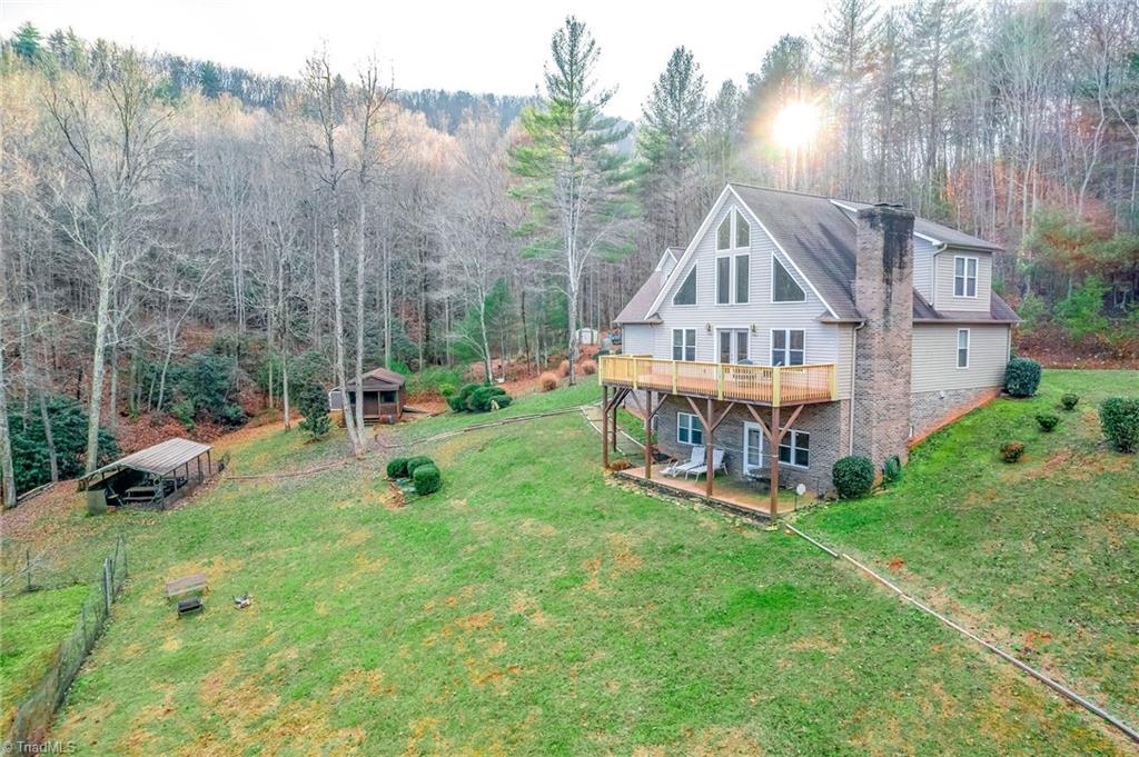 817 Hidden Hollow Lane Moravian Falls, NC 28654 - Photo 5 of 34