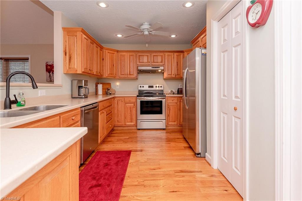 817 Hidden Hollow Lane Moravian Falls, NC 28654 - Photo 7 of 34