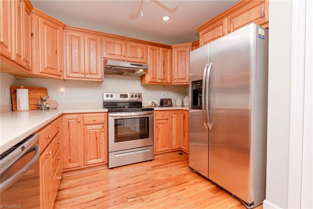 817 Hidden Hollow Lane Moravian Falls, NC 28654 - Photo 10 of 34