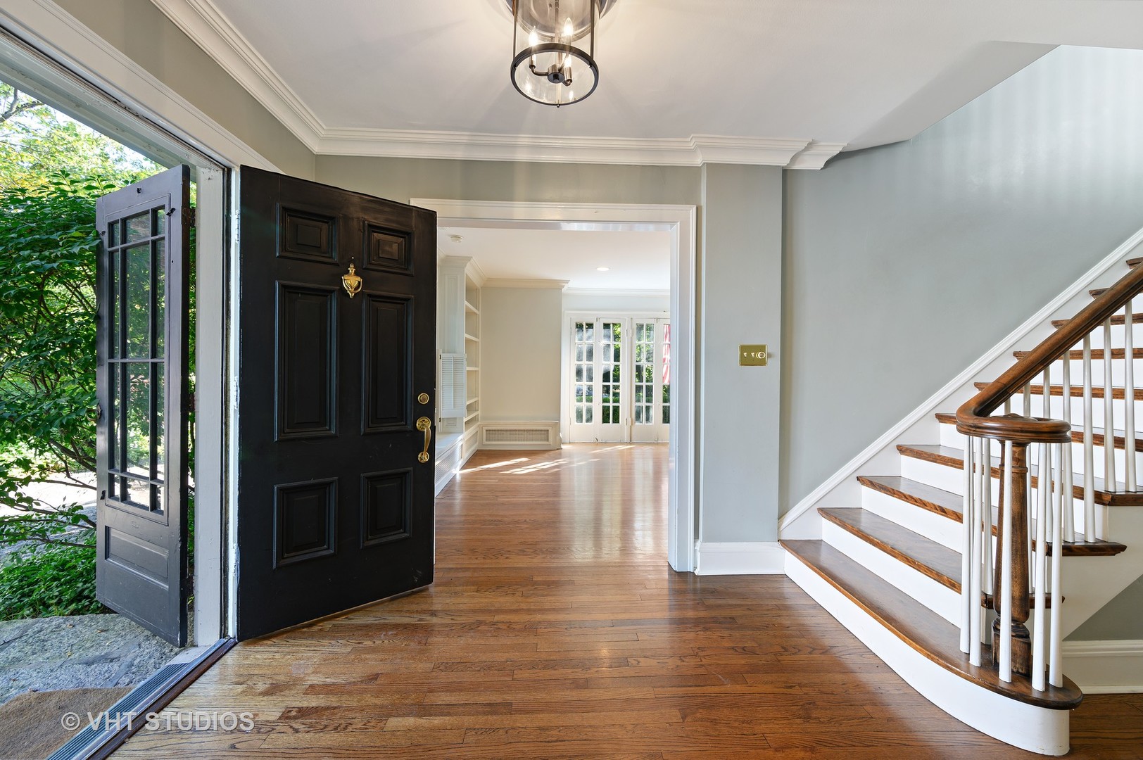 1423 Tower Road Winnetka, IL 60093 - Photo 4 of 38