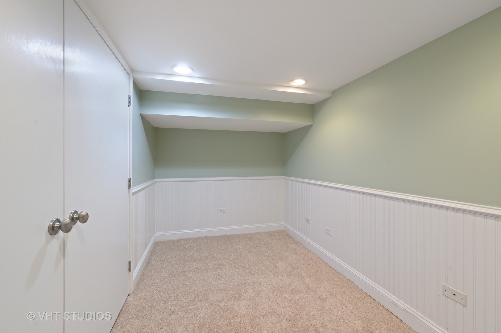 1423 Tower Road Winnetka, IL 60093 - Photo 33 of 38