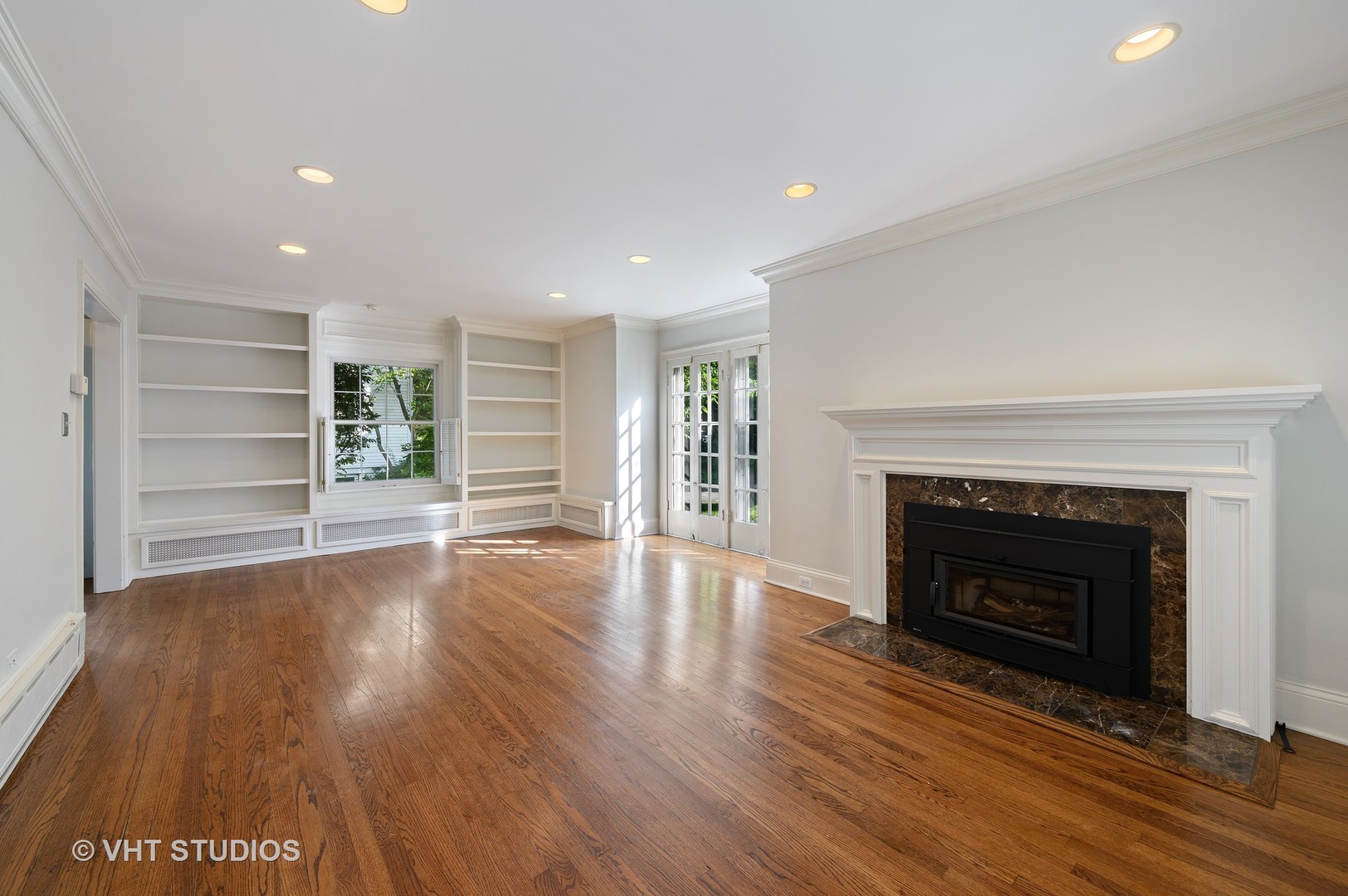 1423 Tower Road Winnetka, IL 60093 - Photo 5 of 38