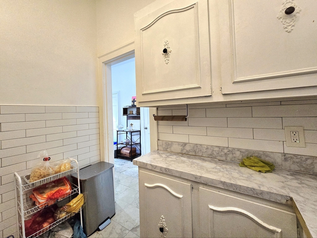 14 Harding Avenue Everett, MA 02149 - Photo 23 of 40