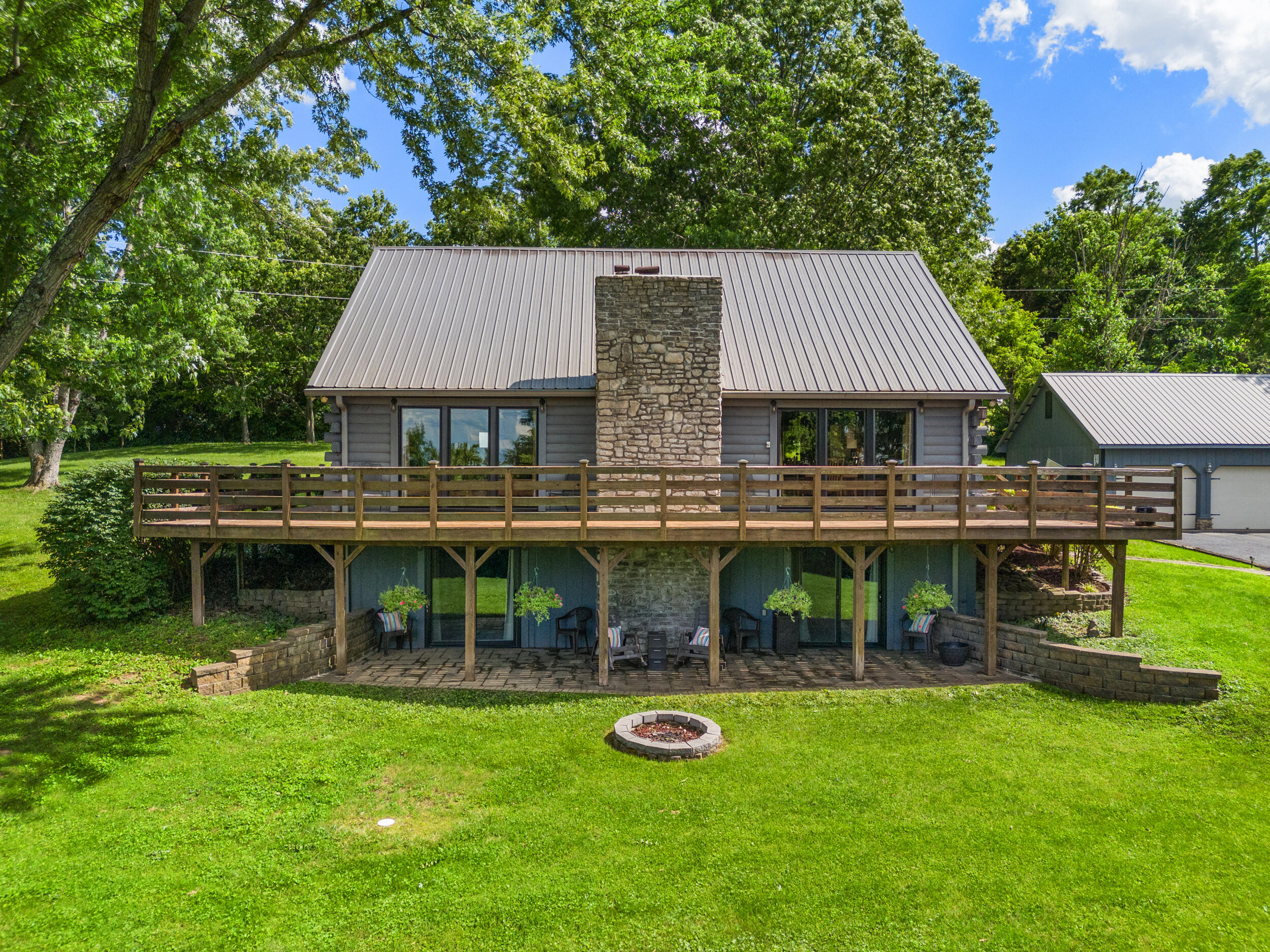 2215 High Bridge Road Wilmore, KY 40390 - Photo 1 of 37 6_dji_20240528152643_0017_d