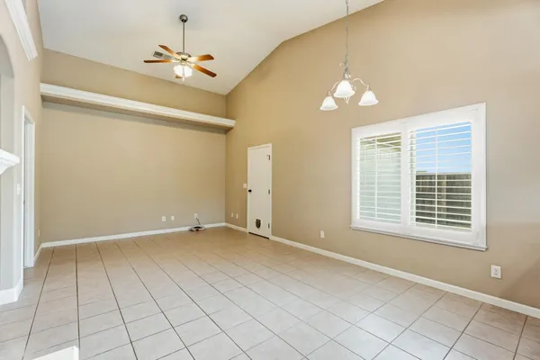 $715,000 | 1929 North Harvard Avenue, Clovis, CA 93619