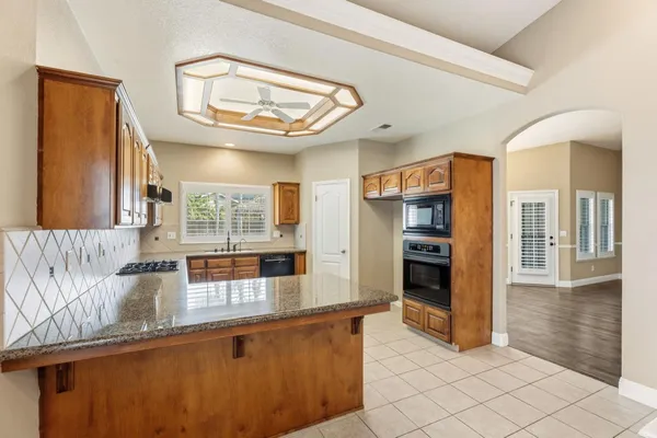 $715,000 | 1929 North Harvard Avenue, Clovis, CA 93619