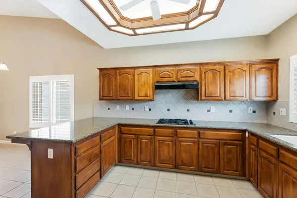 $715,000 | 1929 North Harvard Avenue, Clovis, CA 93619