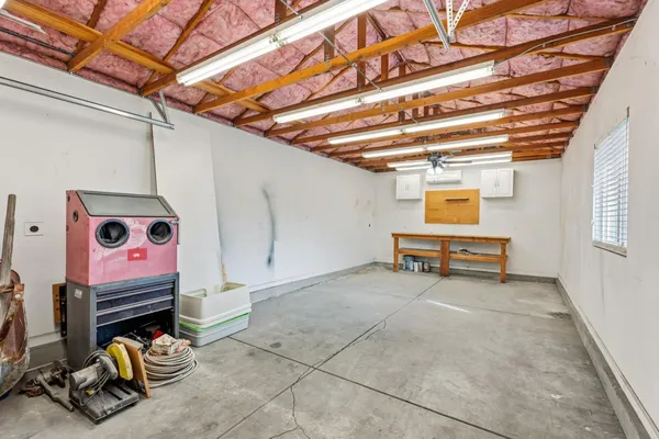 $715,000 | 1929 North Harvard Avenue, Clovis, CA 93619