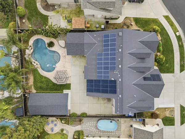 $715,000 | 1929 North Harvard Avenue, Clovis, CA 93619